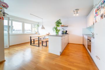 Gepflegte 3,5-Zimmer-Wohnung in Dornbirn - Koch-, Essbereich